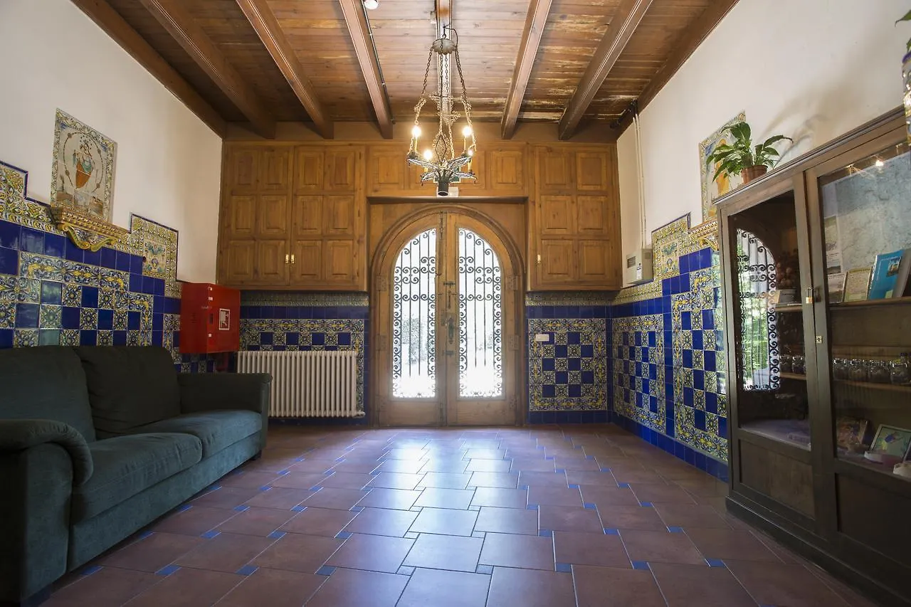 Hostel Alberg Santa Maria Del Roure Cantonigros Spain